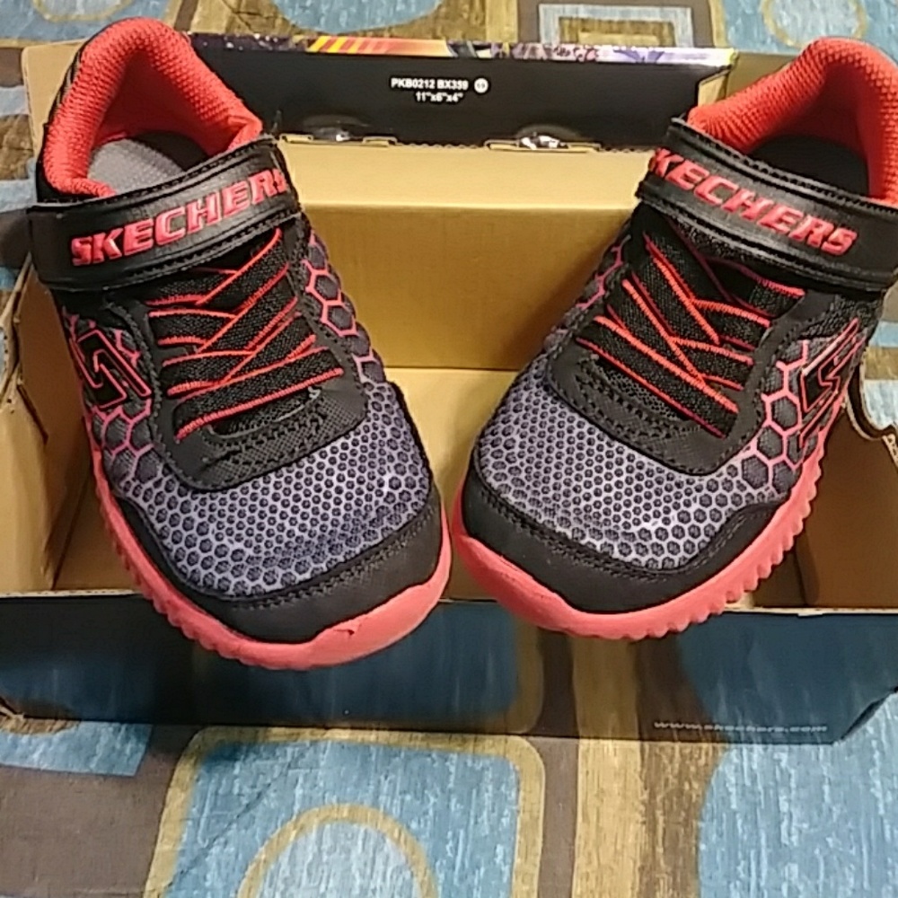 Skeckers shoes